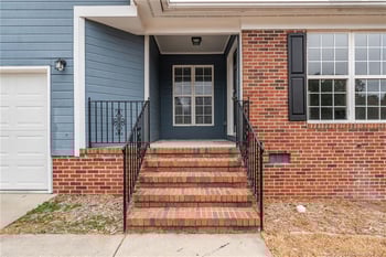 3412 Masters Dr, Hope Mills, NC 28348