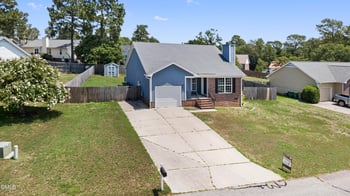 3412 Masters Dr, Hope Mills, NC 28348