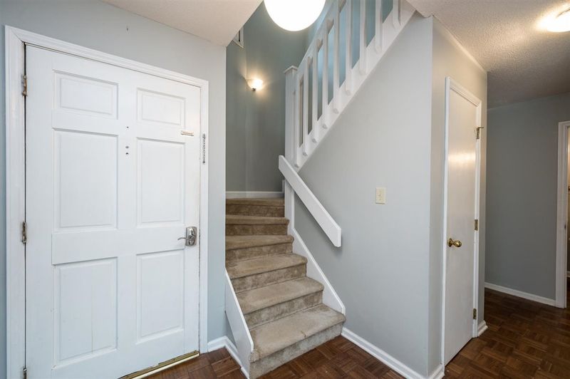 3413 Ashmill Ct, Apex, NC 27539