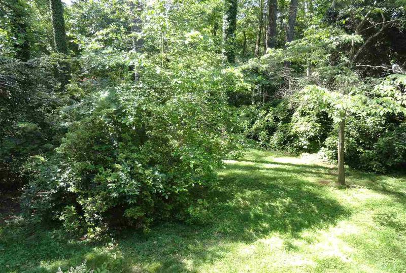 3413 Cherry Ln, Raleigh, NC 27607