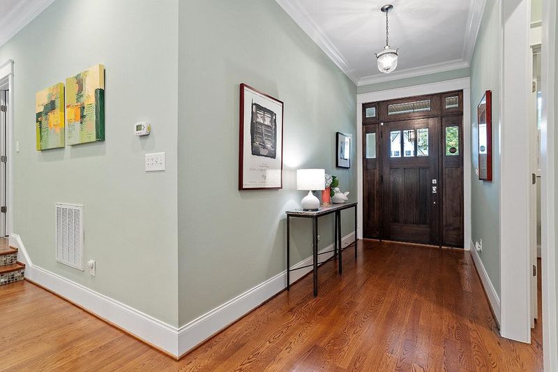 3413 Lewis Farm Rd, Raleigh, NC 27607