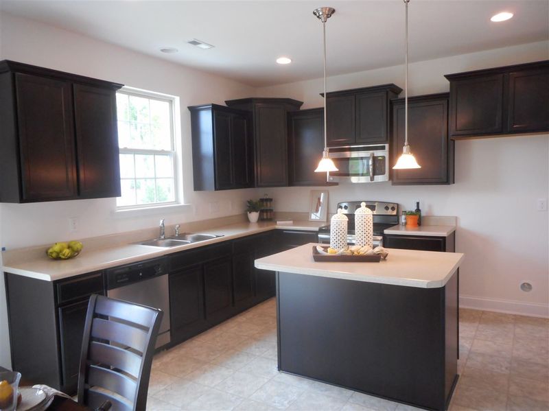 3413 Snowberry Dr, Raleigh, NC 27610