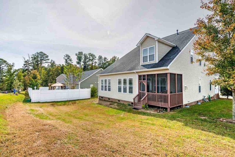 3414 Massey Pond Trl, Raleigh, NC 27616