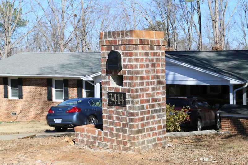 3414 Rabbit Ridge Rd, Sanford, NC 27330