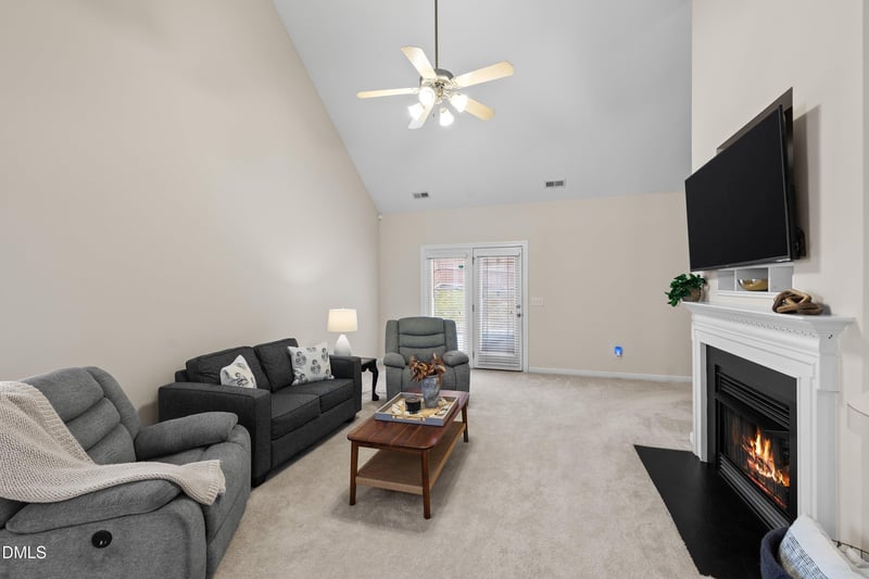 3414 Sunbright Ln, Raleigh, NC 27610