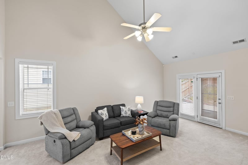 3414 Sunbright Ln, Raleigh, NC 27610