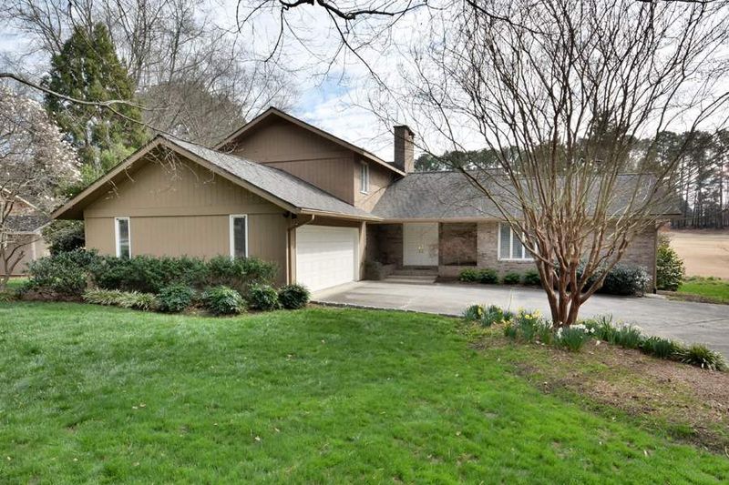 3415 Medford Rd, Durham, NC 27705