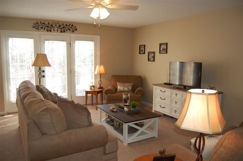 3415 Oak Trl, Clayton, NC 27520
