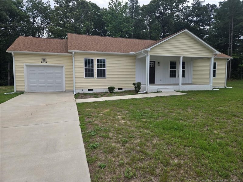 3416 Green Valley Rd, Fayetteville, NC 28311