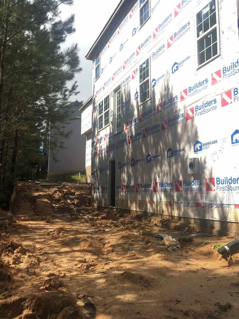 3417 Kernstown Dr, Raleigh, NC 27610