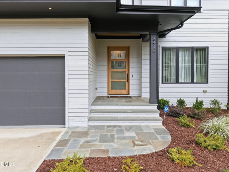 3418 Edgemont Dr, Raleigh, NC 27612
