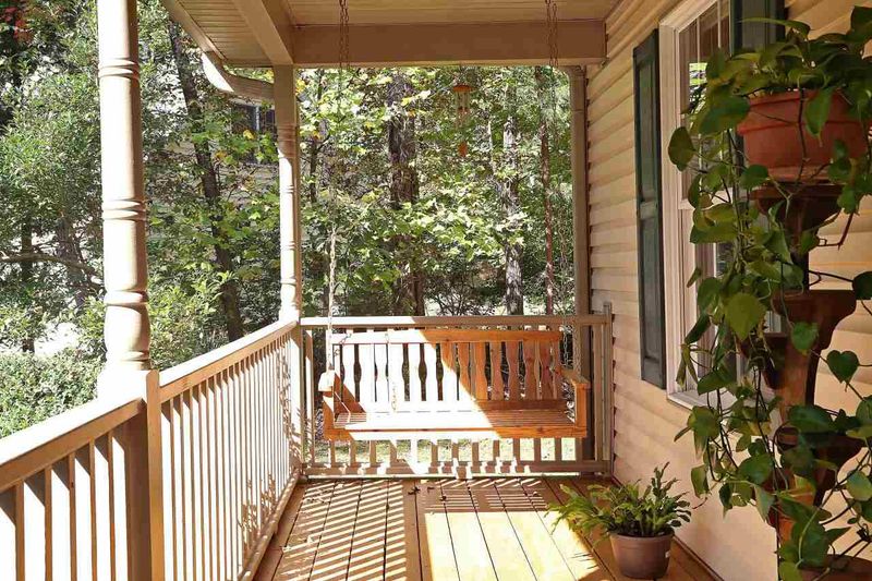 3418 E Thomasview Dr, Hillsborough, NC 27278