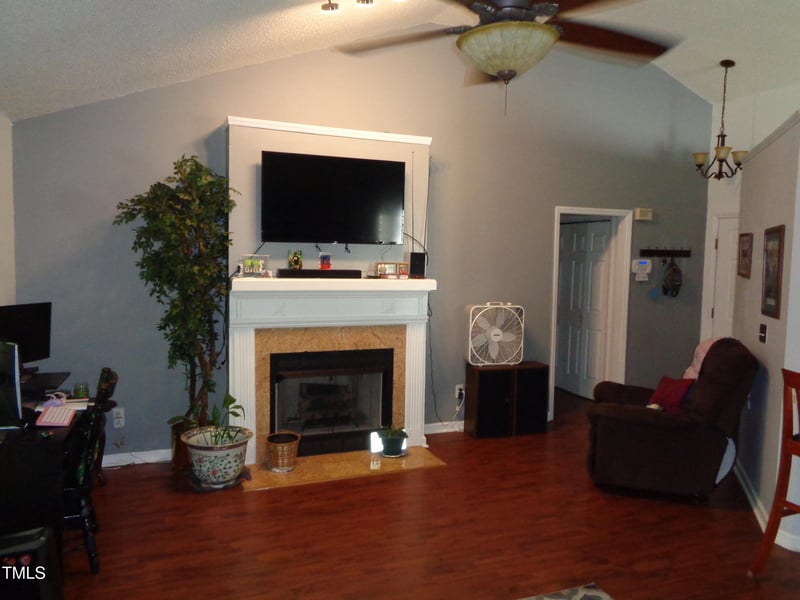 3419 Streams Of Fields Dr, Raleigh, NC 27604