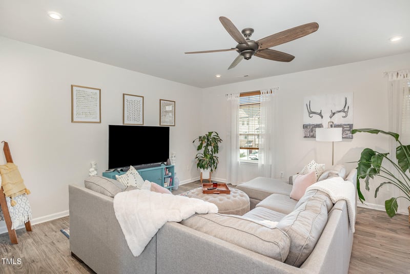 342 Amber Acorn Ave, Raleigh, NC 27603