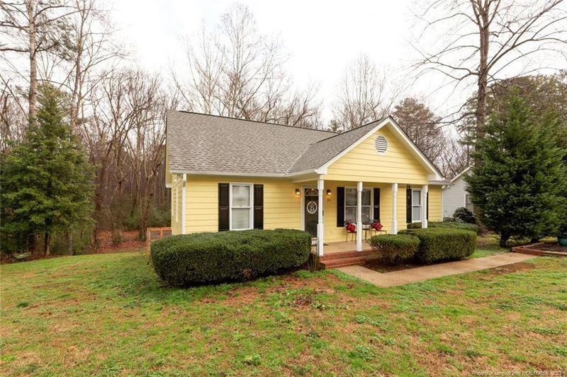 342 Brookfield Cir, Sanford, NC 27330