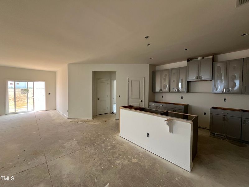 342 Chestnut Oak Ln, Lillington, NC 27546