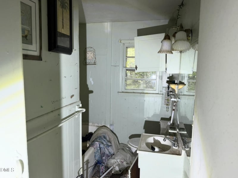 342 E Hamer St, Coats, NC 27521