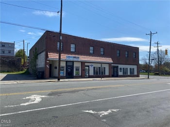 342 Maple Ave, Burlington, NC 27215