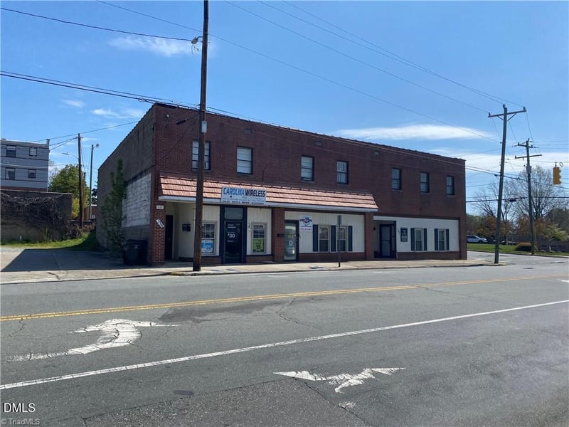 342 Maple Ave, Burlington, NC 27215