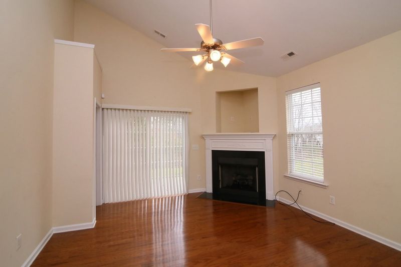 342 Red Elm Dr, Durham, NC 27713