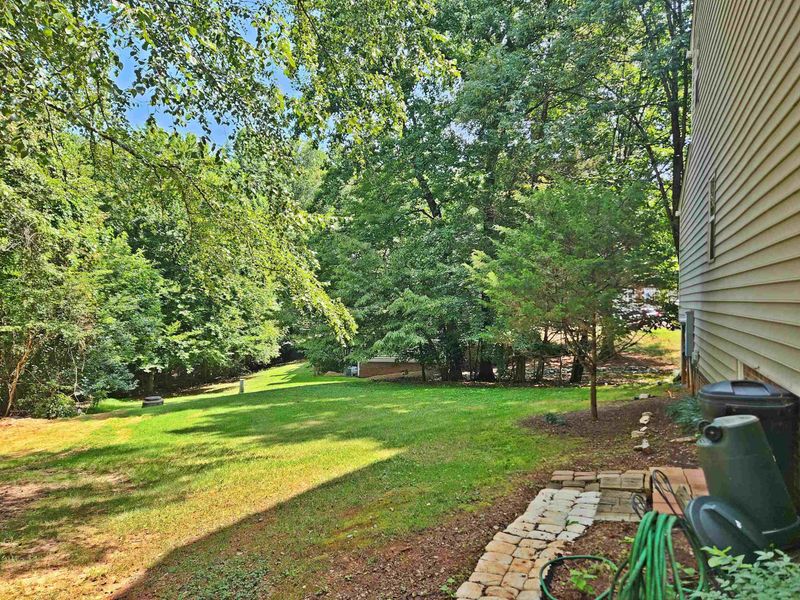 342 Silverberry Ct, Cary, NC 27513