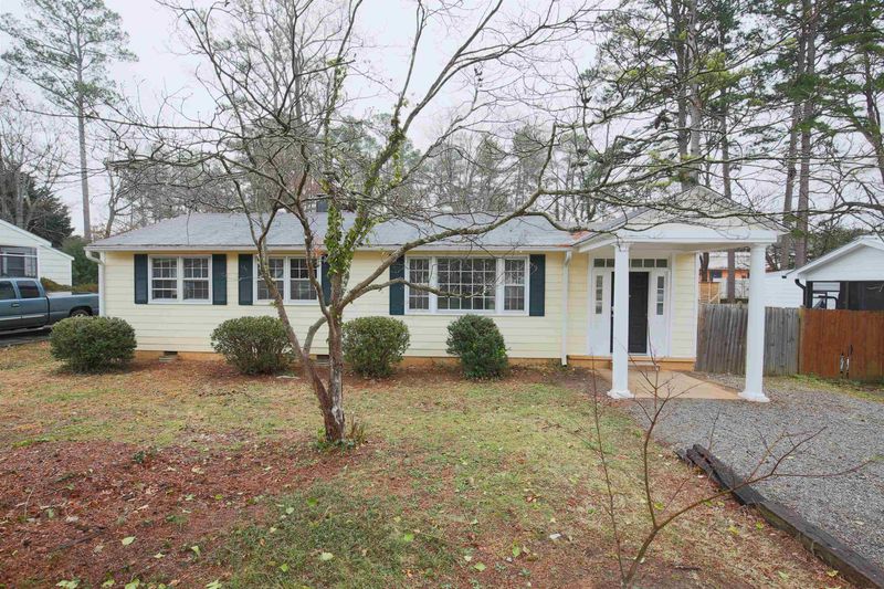 3420 Apache Dr, Raleigh, NC 27609