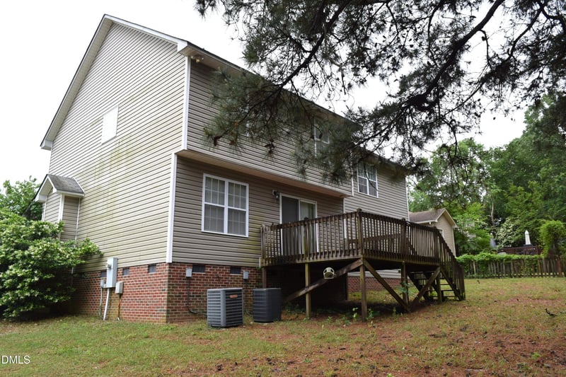3421 Gables Dr, Fayetteville, NC 28311