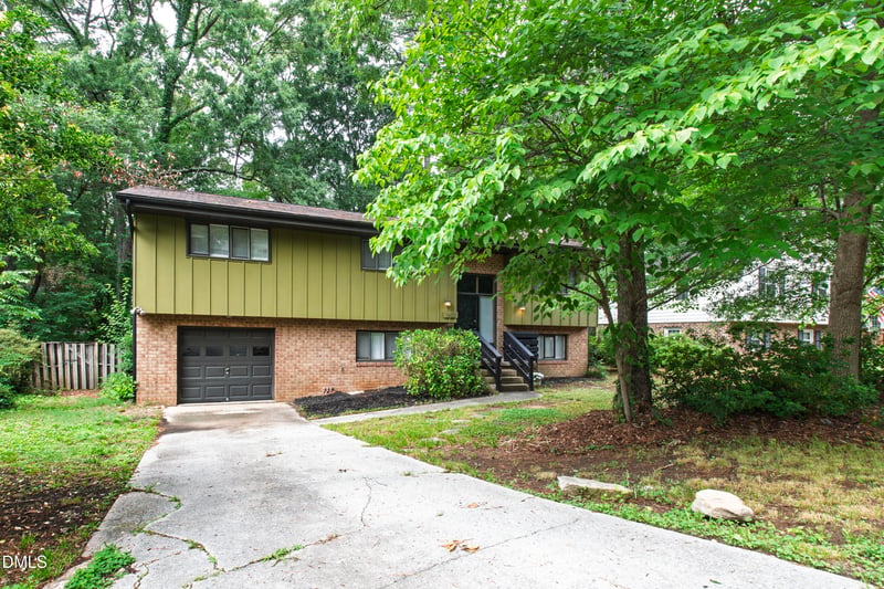 3421 Huntleigh Dr, Raleigh, NC 27604