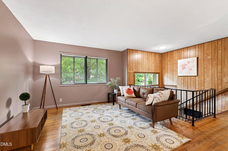3421 Huntleigh Dr, Raleigh, NC 27604