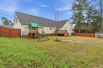 3421 Masters Dr, Hope Mills, NC 28348