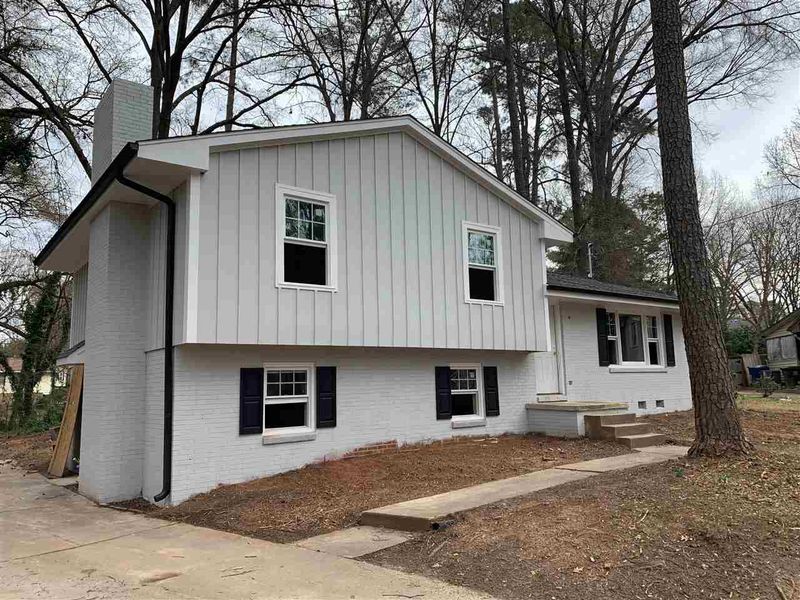 3421 Victor Pl, Raleigh, NC 27604