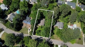 3422 Redbud Ln, Raleigh, NC 27607
