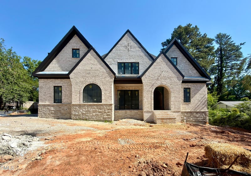 3422 Redbud Ln, Raleigh, NC 27607