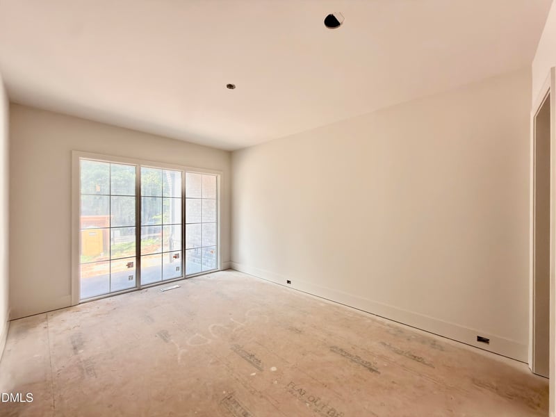 3422 Redbud Ln, Raleigh, NC 27607
