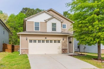 3424 Althorp Dr, Raleigh, NC 27616
