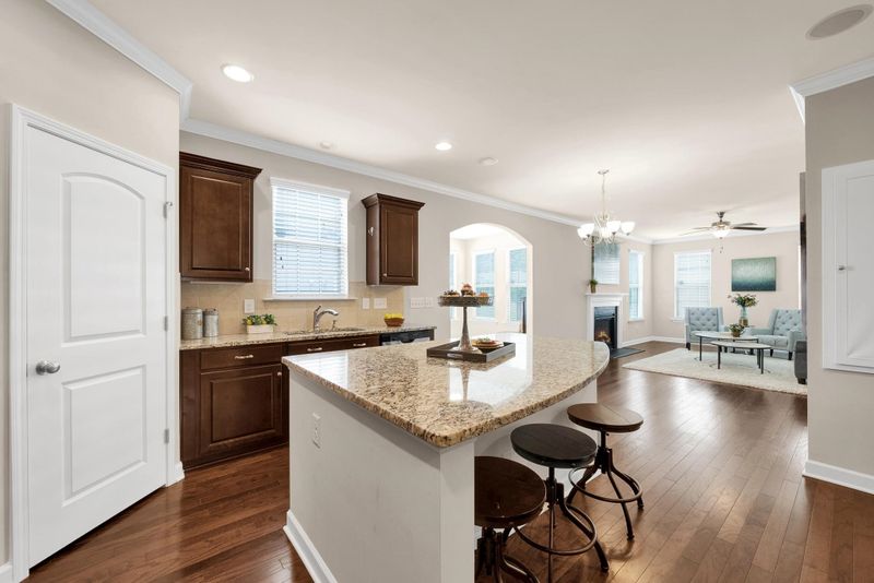 3424 S Beaver Ln, Raleigh, NC 27604