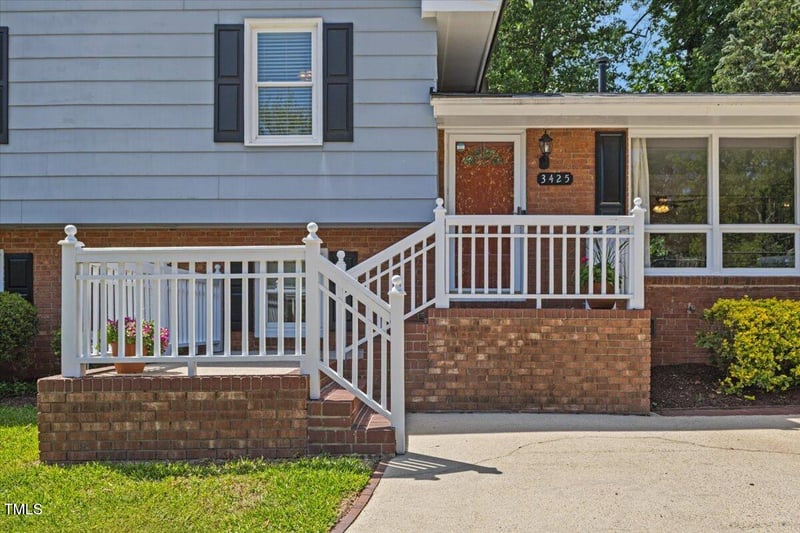 3425 Brentwood Rd, Raleigh, NC 27604