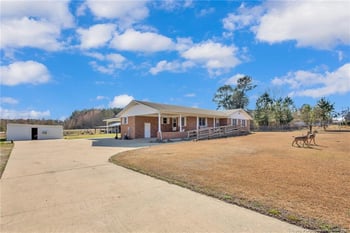 3425 Old Nc 24 Hwy, Clinton, NC 28328