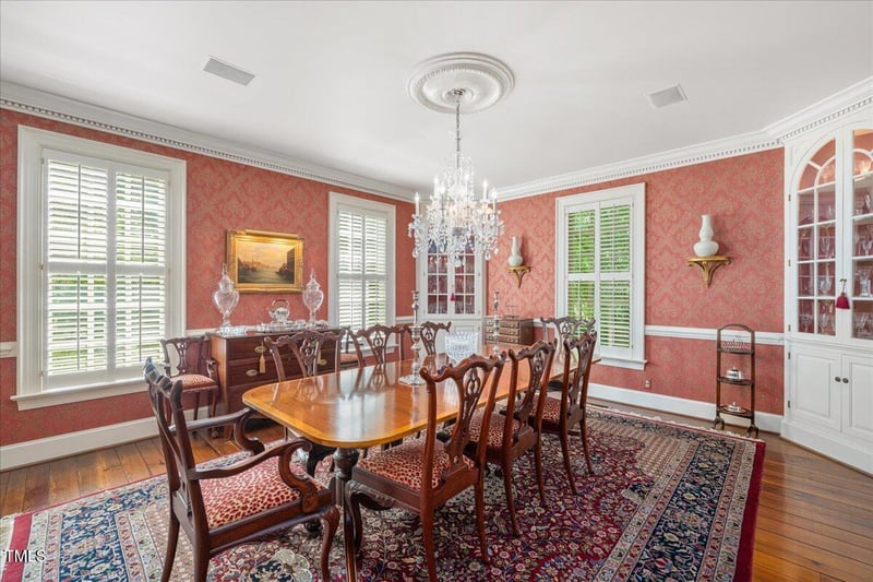 3425 Williamsborough Ct, Raleigh, NC 27609