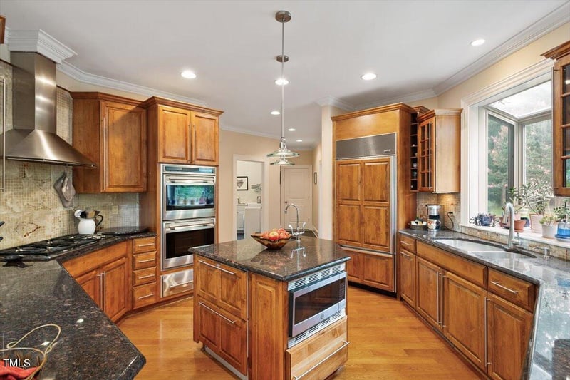 3426 Fairway Ln, Durham, NC 27712