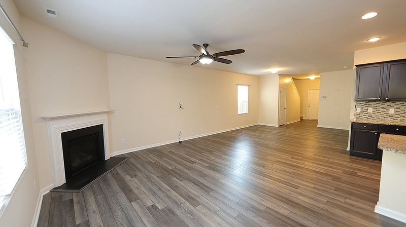 3428 Althorp Dr, Raleigh, NC 27616