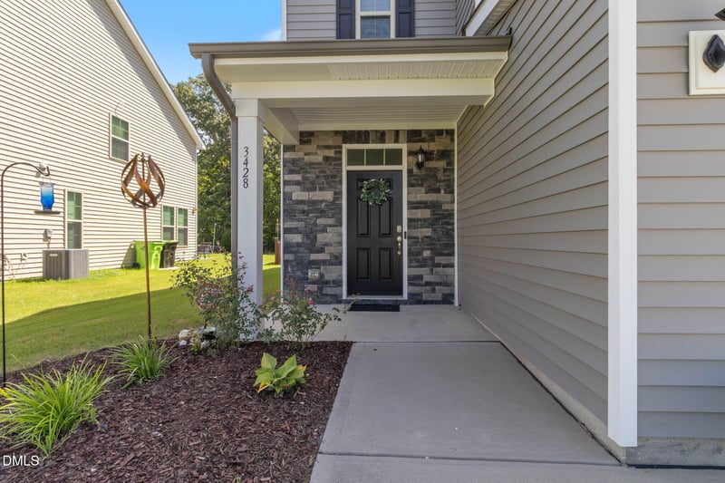 3428 Lacewing Dr, Zebulon, NC 27597