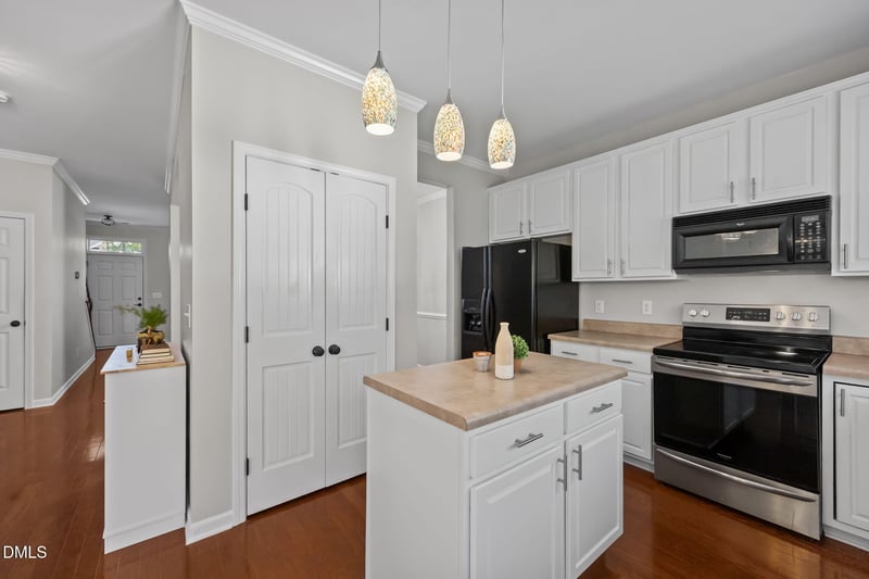 3428 Van Hessen Dr, Raleigh, NC 27614