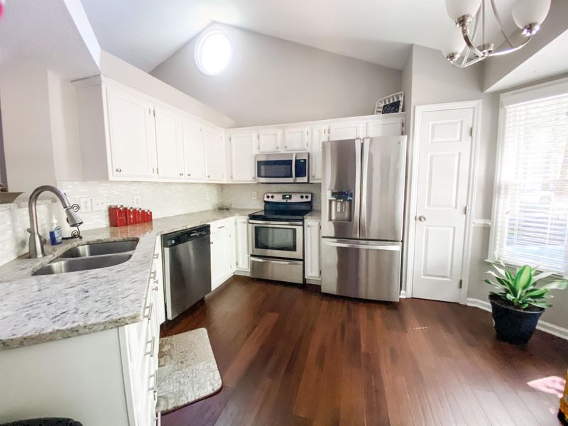3429 Singleleaf Ln, Raleigh, NC 27616