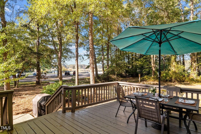 343 Beach End Ln, Sanford, NC 27332