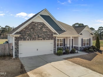 343 Highland Rhodes Dr, Clayton, NC 27520