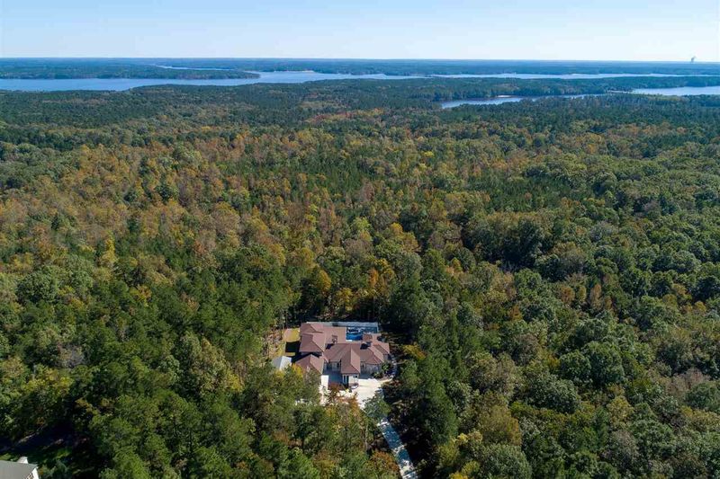 343 Ocoee Falls Dr, Chapel Hill, NC 27517