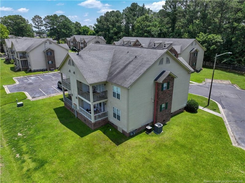 3430 Lainey Ln #D, Fayetteville, NC 28304