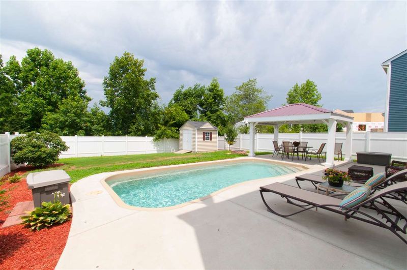 3431 Cashew Dr, Raleigh, NC 27616
