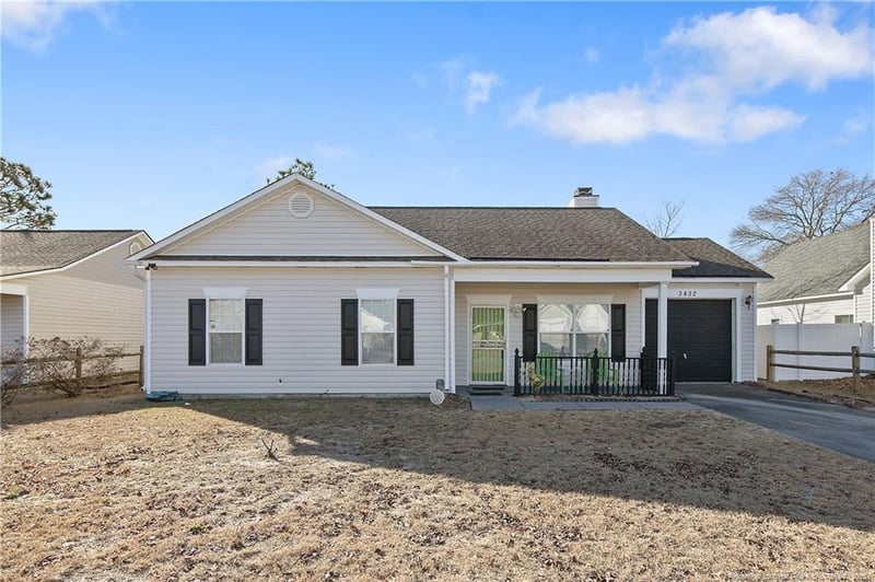 3432 Ireland Dr, Hope Mills, NC 28348